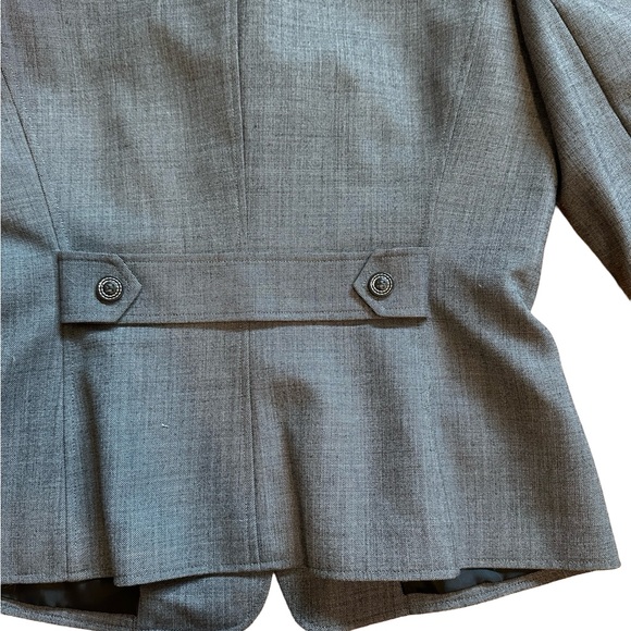 2056 TAHARI Pant Suit Jacket & Pants - Picture 3 of 7